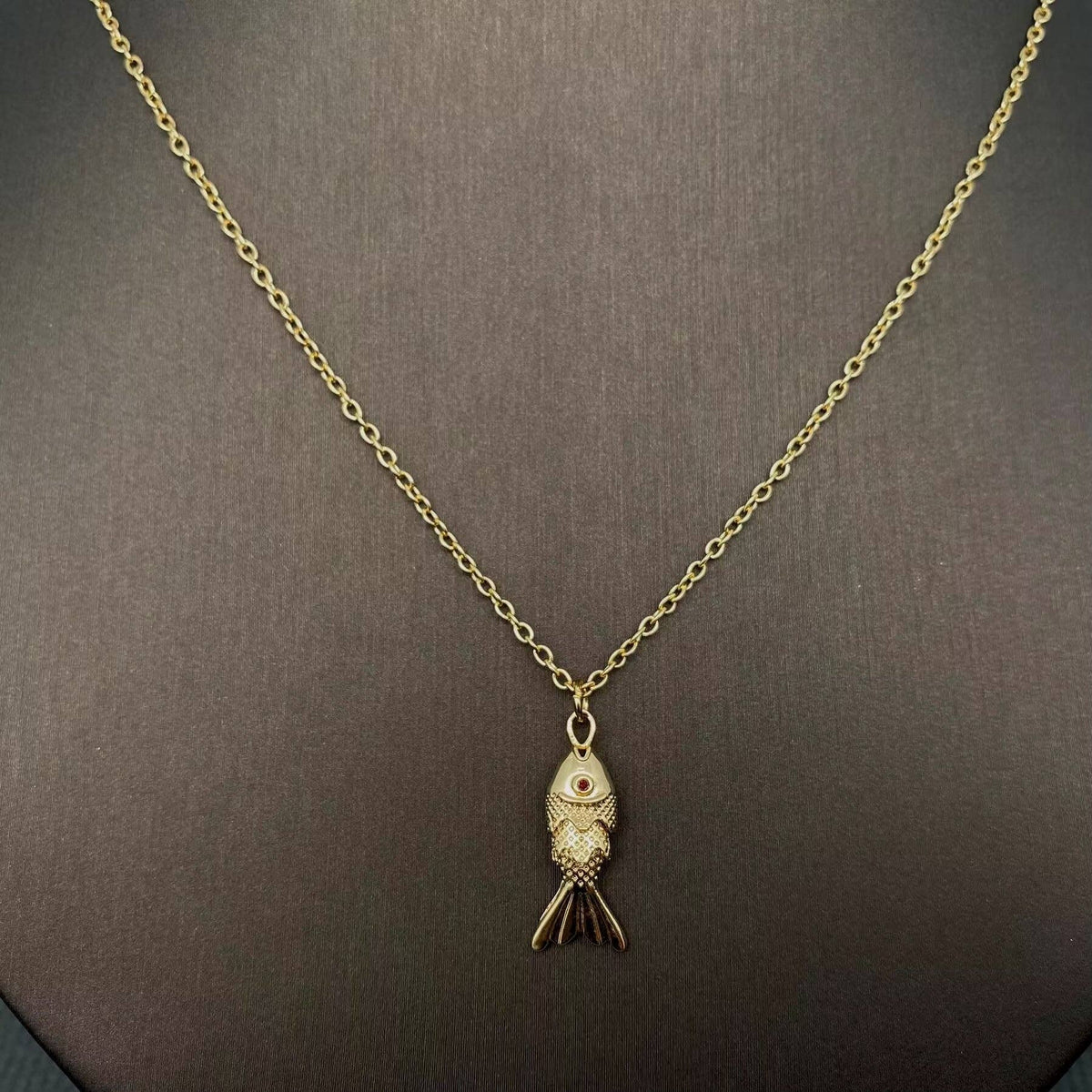 Swinging Tail Fish Charm Gold-plated Necklace: 2 Fish Scales