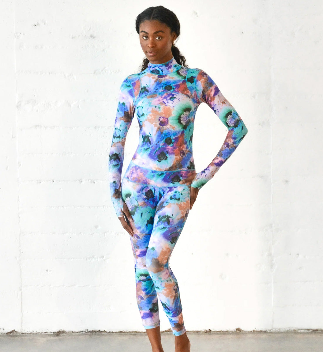 Sun-protective Full Body Long Swimsuit - Neon Blue Poppy